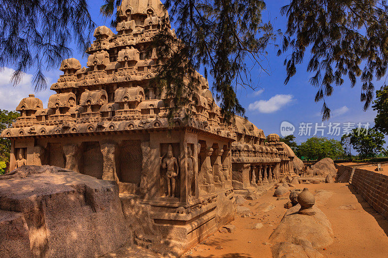 Mahabalipuram, India: The 7th Century Pancha Rathas Attributed To Pallava Kings, Each One Sculpted From A Single Piece Of Granite.